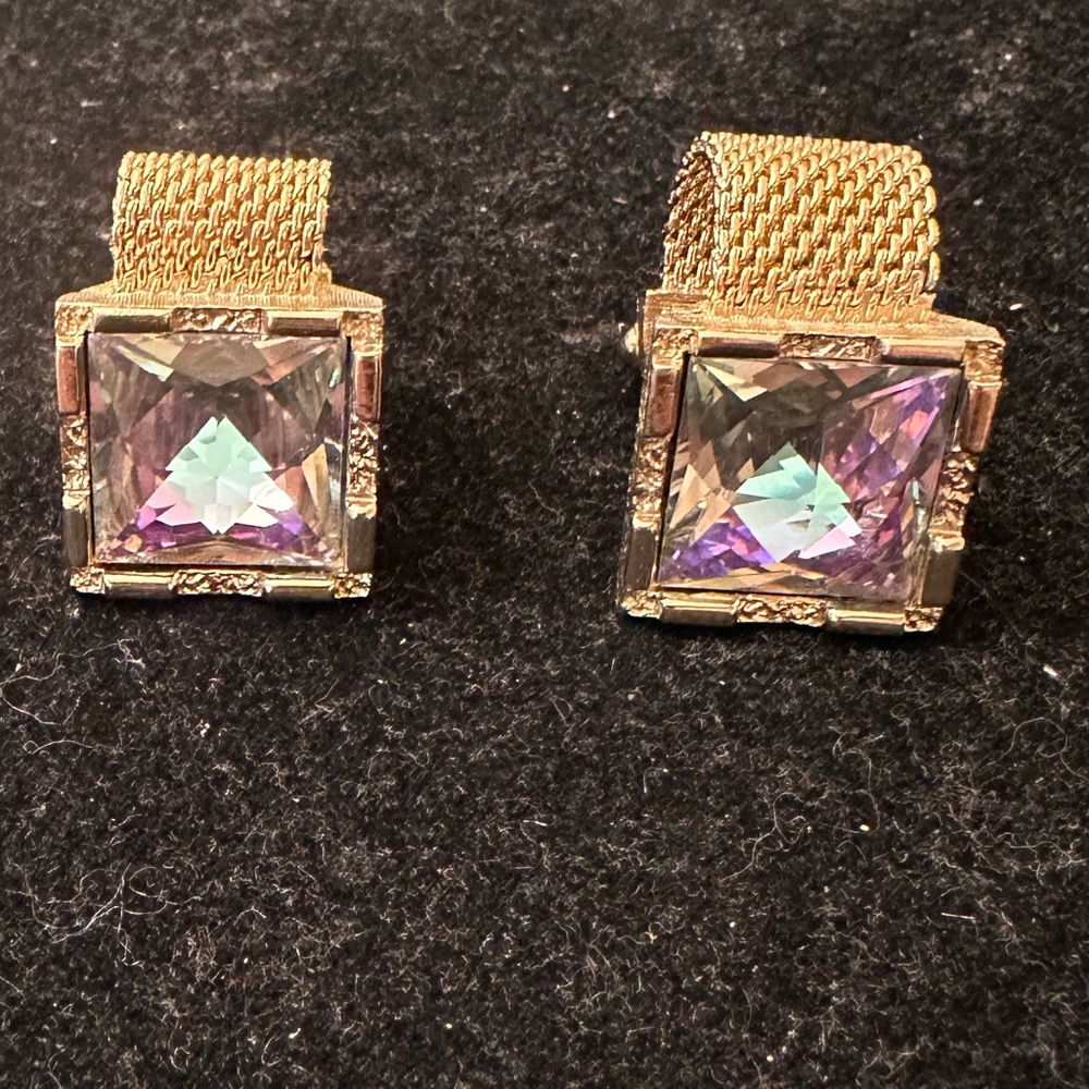 Vintage Swank gold tone with large Aurora Borealis stone cufflinks c1960’s - Picture 1 of 9
